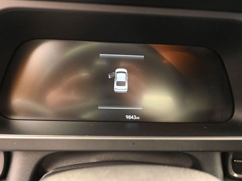 Certified 2025 Hyundai Elantra Sport image 17