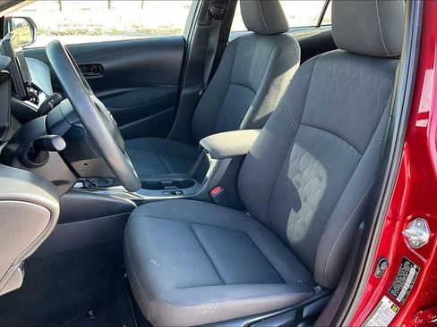 Used 2025 Toyota Corolla LE image 23