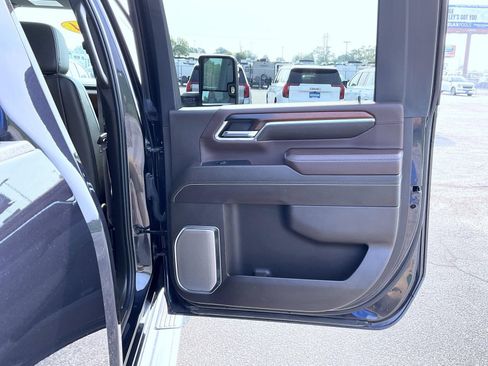 Certified 2024 GMC Sierra 2500 Denali w/ Denali Reserve Package AWD/4WD image 17
