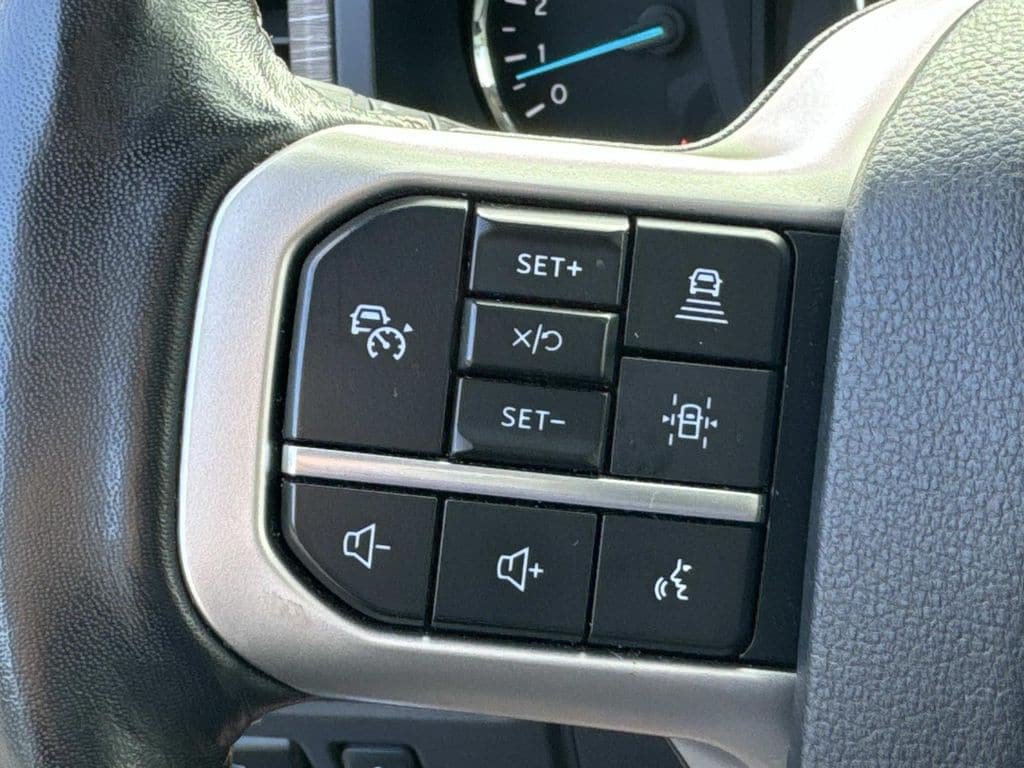 Used 2024 Ford Expedition Limited AWD/4WD image 38