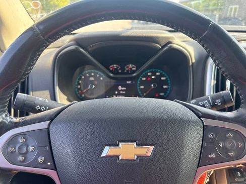 Used 2019 Chevrolet Colorado ZR2 w/ ZR2 Midnight Special Edition AWD/4WD image 14