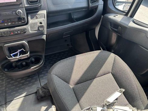Used 2023 RAM ProMaster 2500 FWD image 19