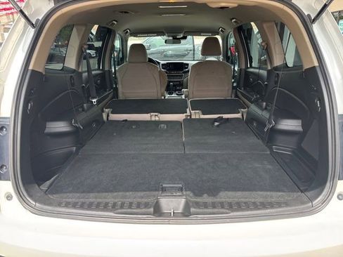 Used 2020 Honda Pilot EX image 12