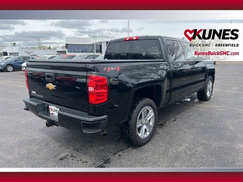 Used 2018 Chevrolet Silverado 1500 Custom w/ Custom Value Package AWD/4WD image 4