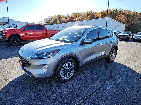 Used 2022 Ford Escape SEL image 4