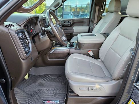 Used 2020 Chevrolet Silverado 3500 LTZ w/ LTZ Premium Package image 12