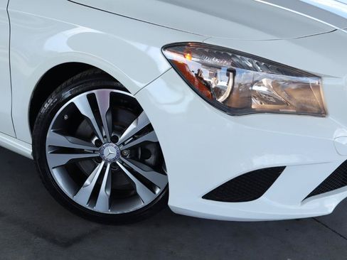 Used 2016 Mercedes-Benz CLA 250 image 4