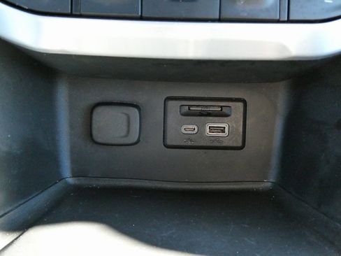 Used 2020 GMC Acadia SLT w/ Premium Package image 30