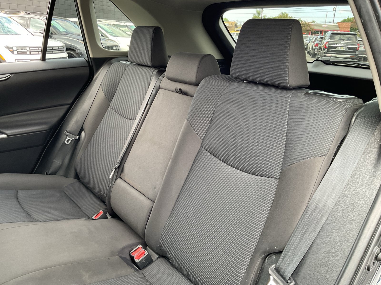 Used 2024 Toyota RAV4 LE AWD/4WD image 19