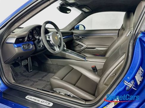 Used 2016 Porsche 911 Carrera GTS RWD image 9