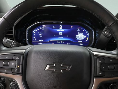 Used 2024 Chevrolet Silverado 1500 RST w/ Redline Edition AWD/4WD image 12