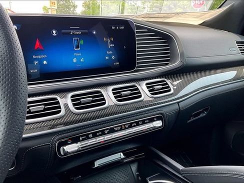 New 2026 Mercedes-Benz GLE 53 AMG 4MATIC image 17