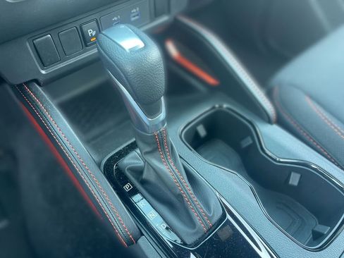 Used 2025 Nissan Frontier PRO-4X image 32