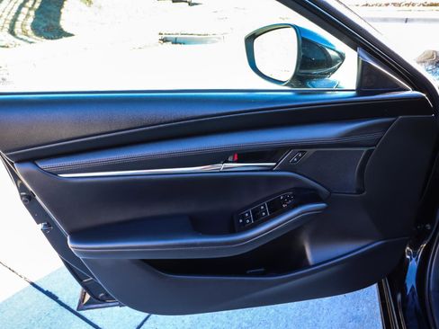 Used 2024 MAZDA MAZDA3 s image 33