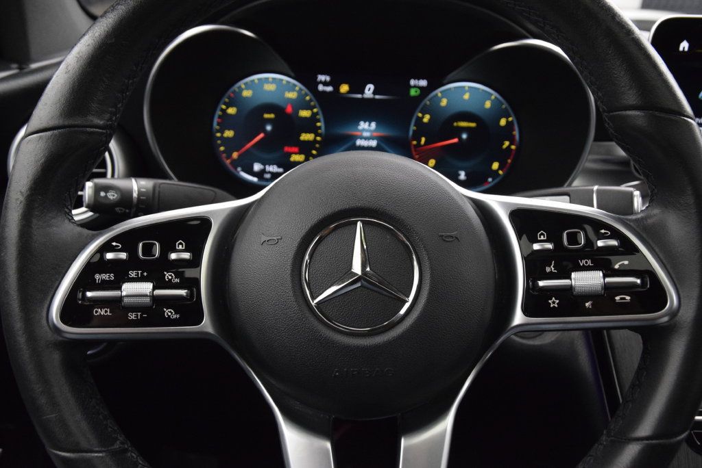 Used 2021 Mercedes-Benz GLC 300 4MATIC Coupe image 23