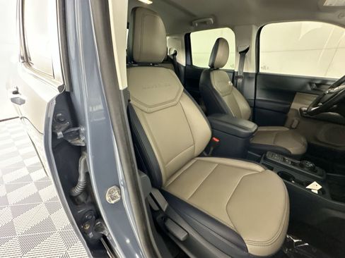 Used 2025 Ford Maverick Lariat w/ 4K Tow Package AWD/4WD image 27