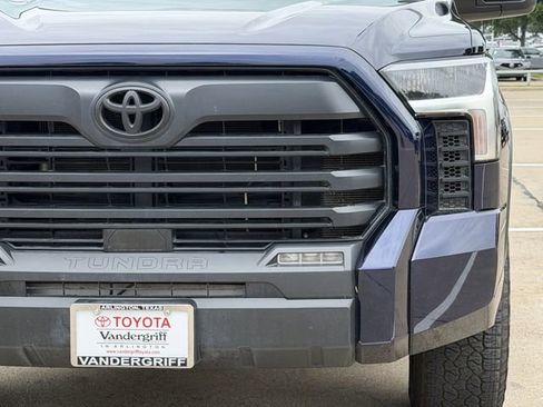Used 2025 Toyota Tundra SR5 AWD/4WD image 8