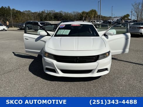 Used 2020 Dodge Charger SXT image 30