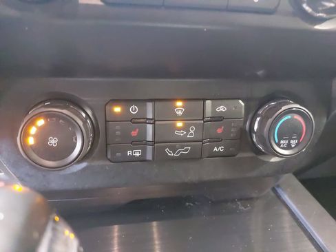 Used 2019 Ford F150 XLT w/ Equipment Group 302A Luxury AWD/4WD image 20