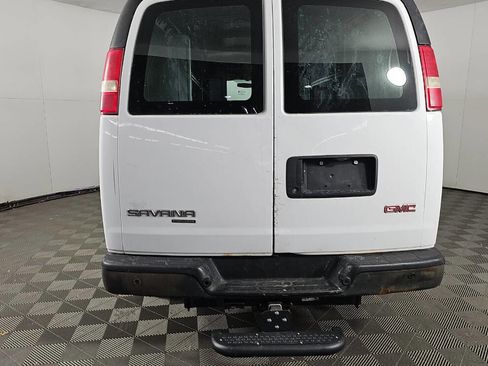 Used 2013 GMC Savana 2500 w/ Power Package image 20