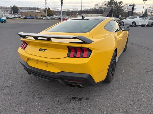 Used 2024 Ford Mustang GT Premium w/ GT Performance Package image 5