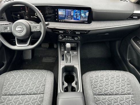 New 2026 Nissan Kicks SV image 13