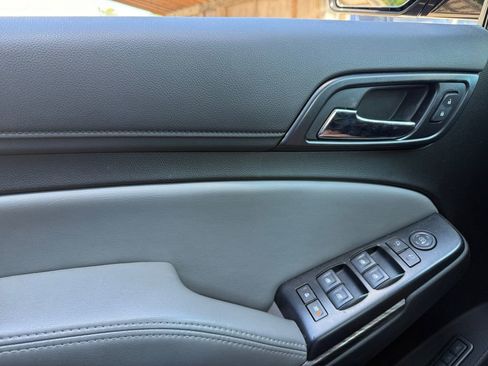 Used 2019 Chevrolet Tahoe LT RWD image 20