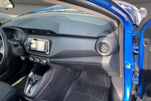 Used 2023 Nissan Kicks S FWD image 14