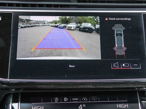 Used 2023 Audi Q7 2.0T Premium w/ Towing Package image 23