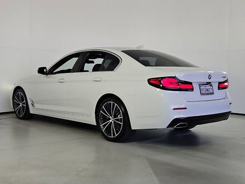 Certified 2023 BMW 530i w/ Convenience Package RWD image 8