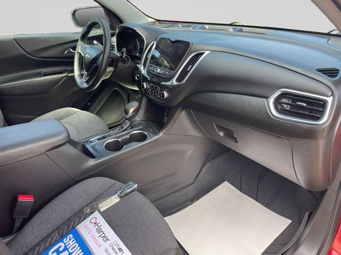 Used 2024 Chevrolet Equinox LT AWD/4WD image 10