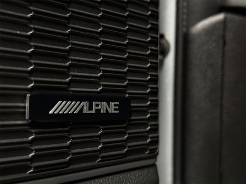 Used 2022 Jeep Grand Cherokee L Limited w/ Luxury Tech Group II image 37