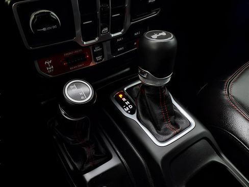 Used 2021 Jeep Wrangler Unlimited Rubicon image 5