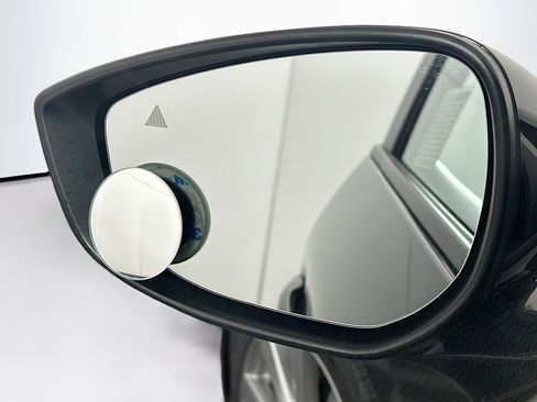 Used 2023 MAZDA MAZDA3 s image 13