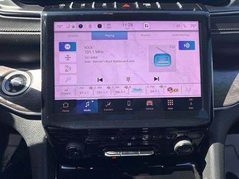 Certified 2025 Jeep Grand Cherokee L Overland w/ Advanced Protech Group III AWD/4WD image 32