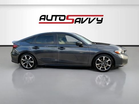 Used 2025 Honda Civic Sport Touring image 8
