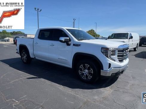 Certified 2025 GMC Sierra 1500 SLT RWD image 2