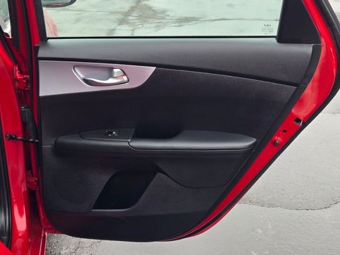 Used 2024 Kia Forte LXS image 10