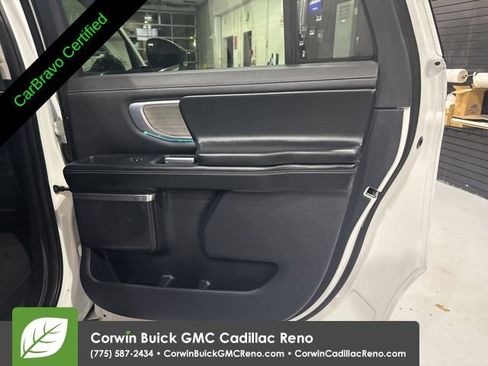 Used 2025 Ford Expedition Max Platinum AWD/4WD image 36