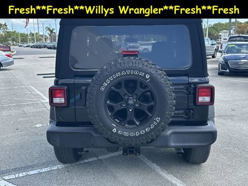 Used 2022 Jeep Wrangler Sport AWD/4WD image 8