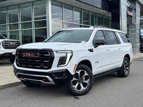 New 2026 GMC Yukon XL AT4 Ultimate AWD/4WD image 35