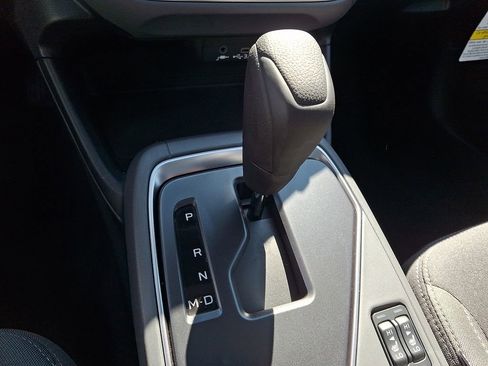 Used 2025 Subaru Crosstrek 2.0i Premium image 15