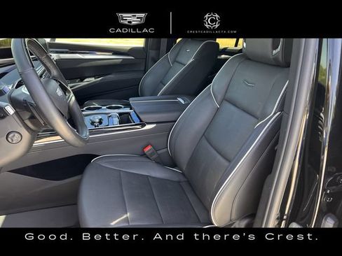 Certified 2025 Cadillac Escalade Sport w/ LPO, ONYX Package AWD/4WD image 24