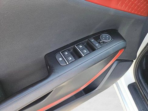 Used 2023 Kia Soul GT-Line FWD image 14