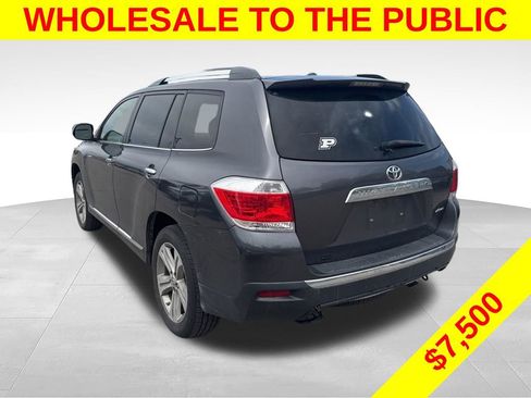 Used 2013 Toyota Highlander Limited AWD/4WD image 3