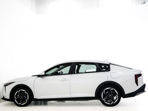 Used 2025 Kia K4 EX FWD image 5