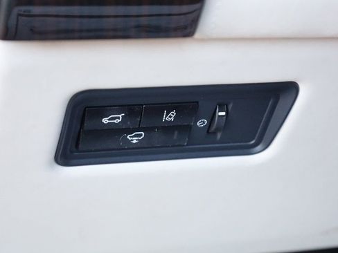 Used 2015 Land Rover Range Rover Long Wheelbase Autobiography image 34