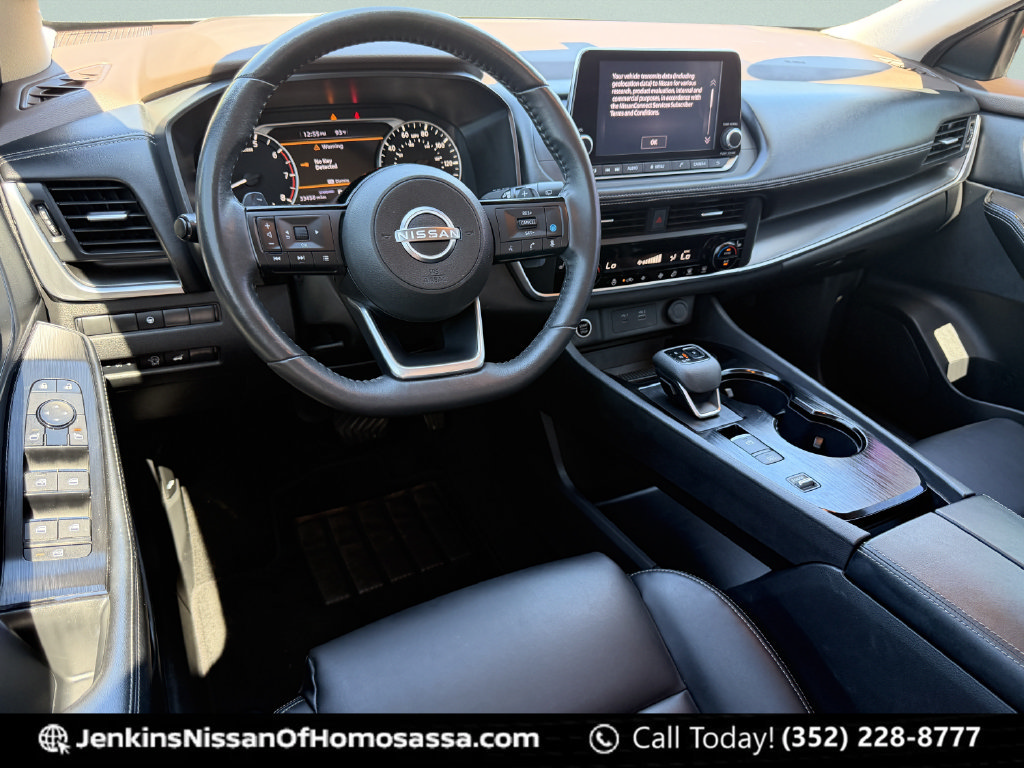Used 2023 Nissan Rogue SV w/ SV Premium B Package FWD image 29