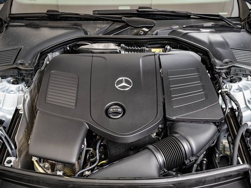 Certified 2025 Mercedes-Benz C 300 4MATIC Sedan image 36