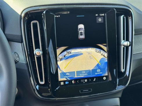 Certified 2024 Volvo XC40 B5 Core image 26
